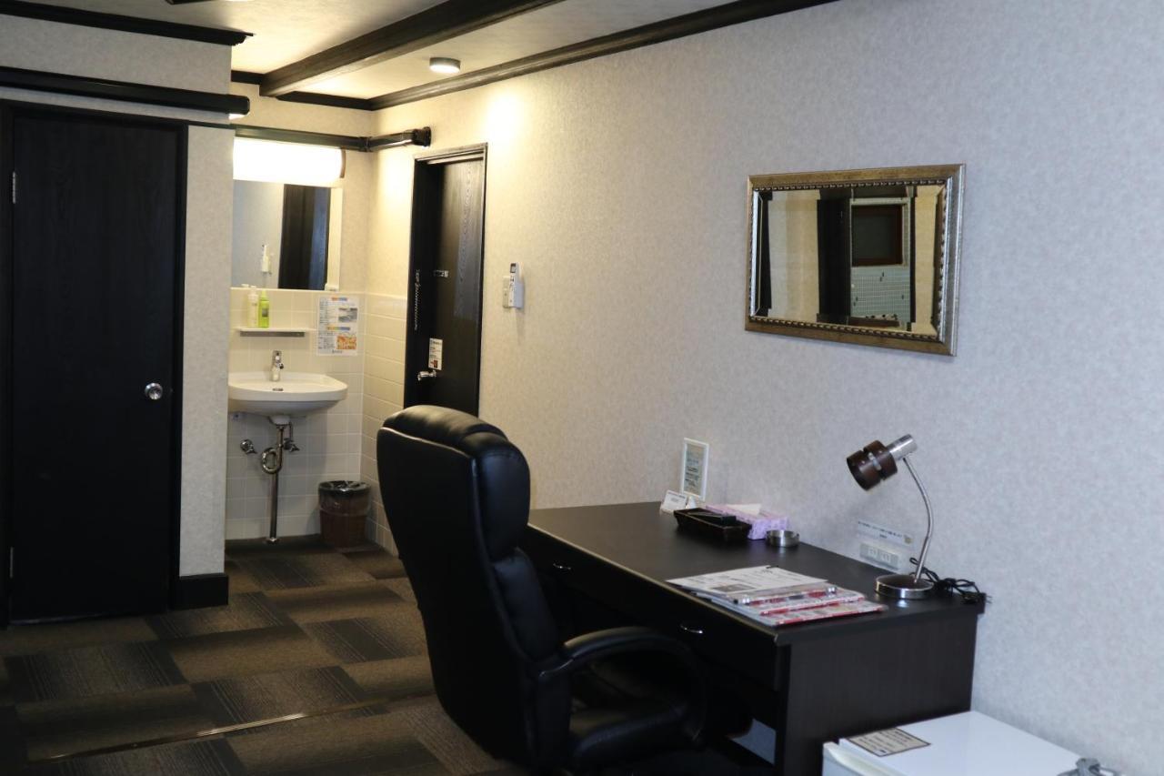 Hotel Daiki Ōsaka Extérieur photo
