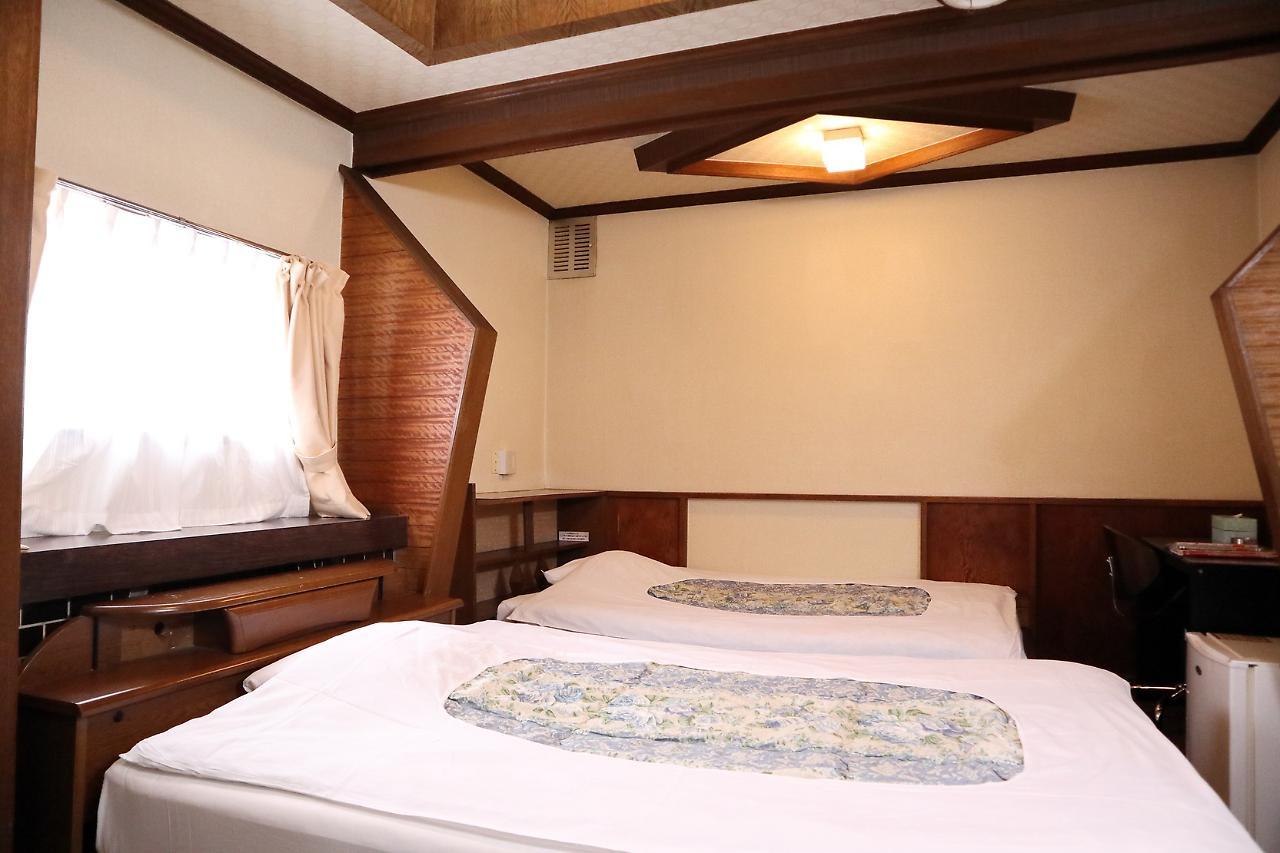 Hotel Daiki Ōsaka Extérieur photo